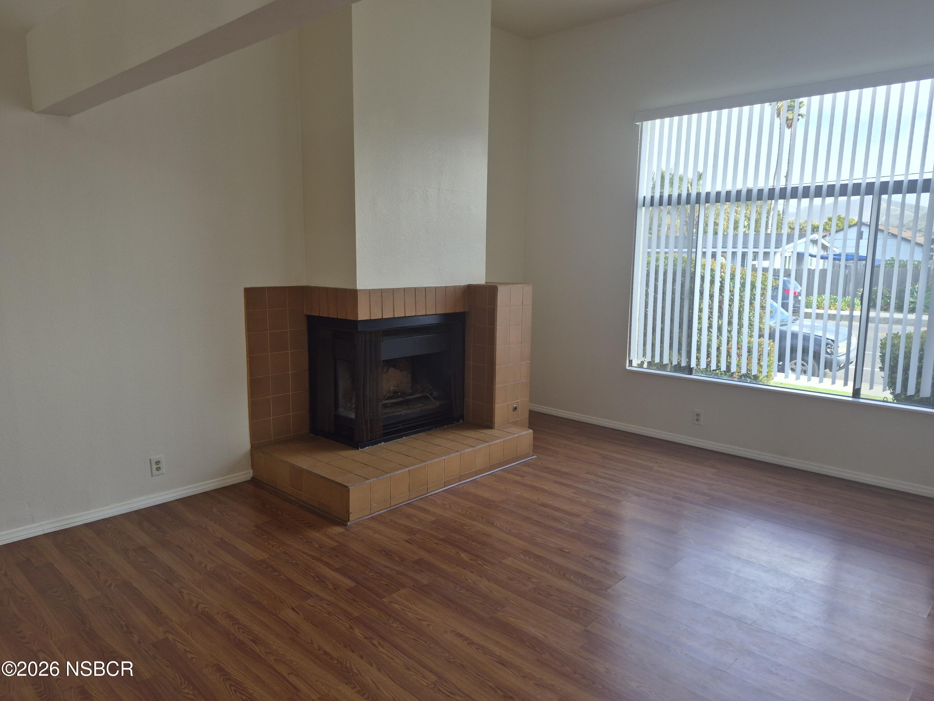 307 North M Street Lompoc, CA 93436 - Photo 2 of 25 307 N M St.. #8