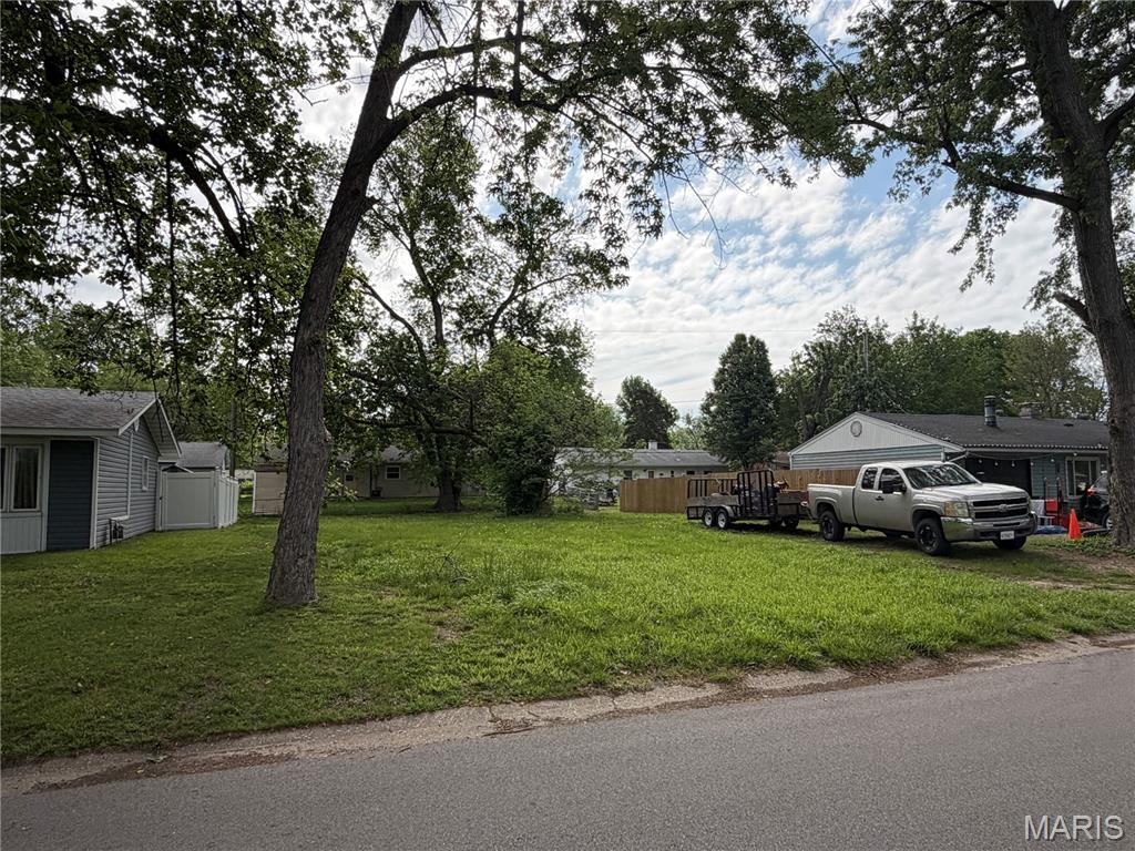 446 South 6th Street Caseyville, IL 62232 - Photo 1 of 2