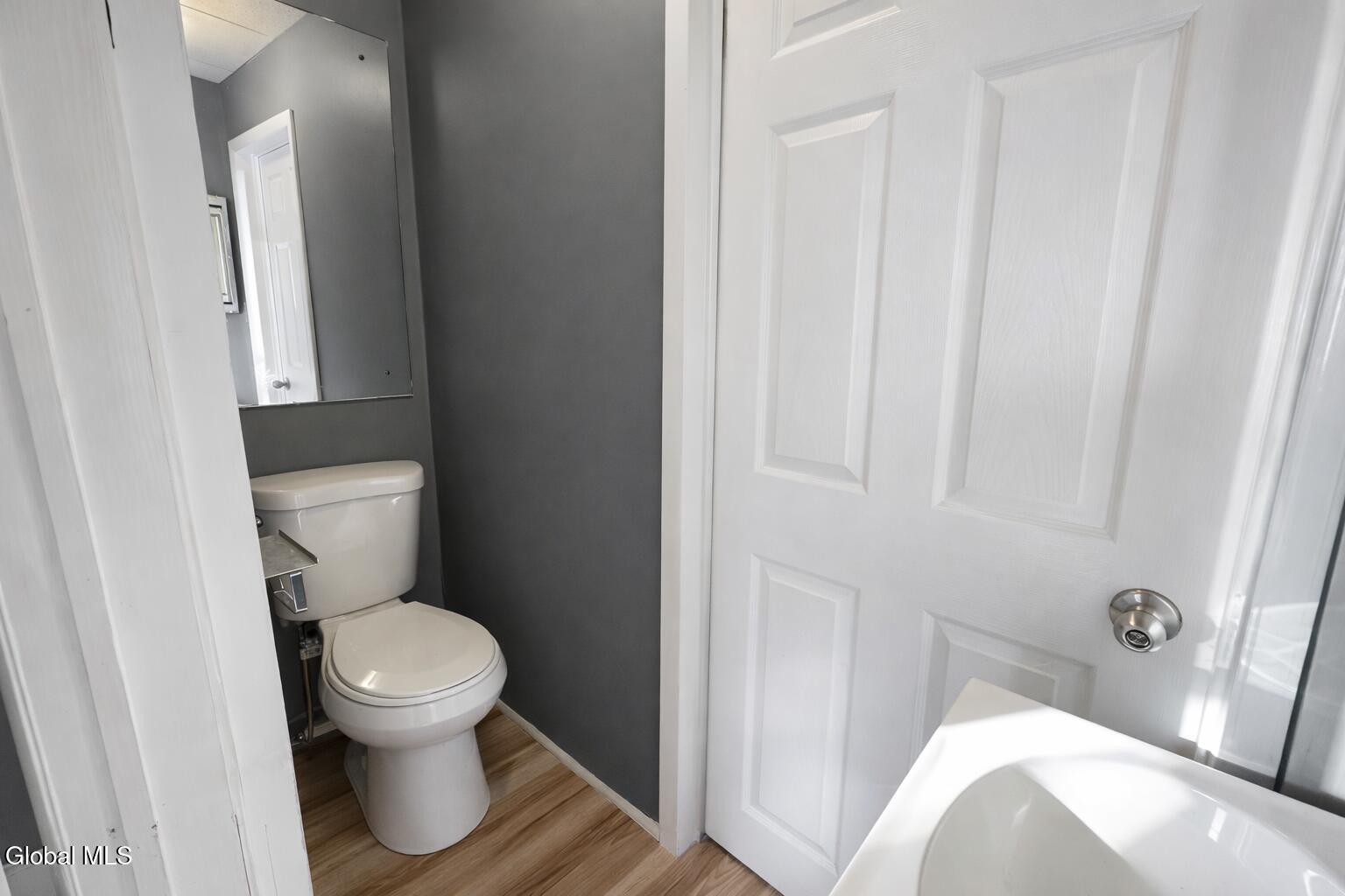 11 Landon Terrace Schenectady, NY 12308 - Photo 10 of 28 half bath landon