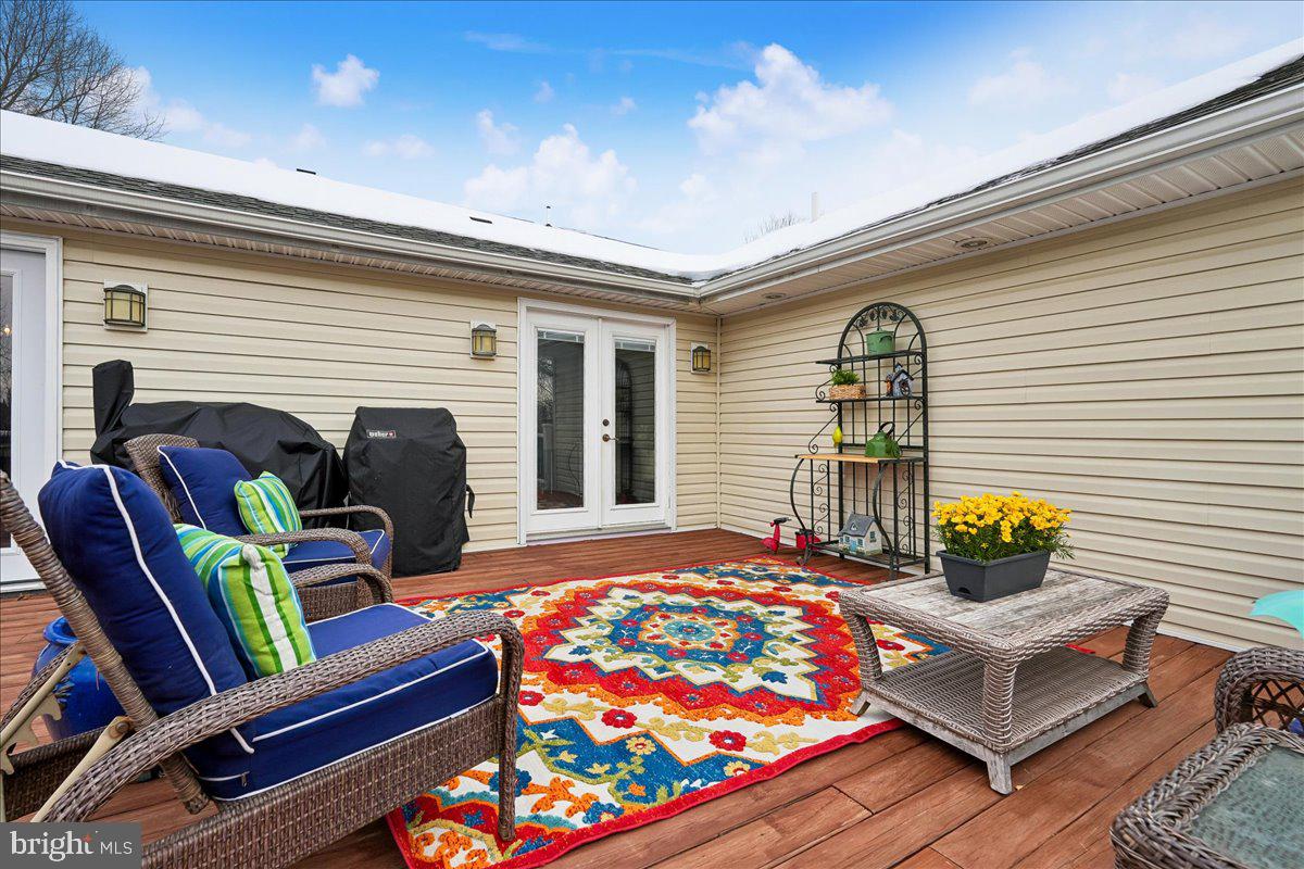 9500 Holsey Road Damascus, MD 20872 - Photo 17 of 76 Walk-out to Deck