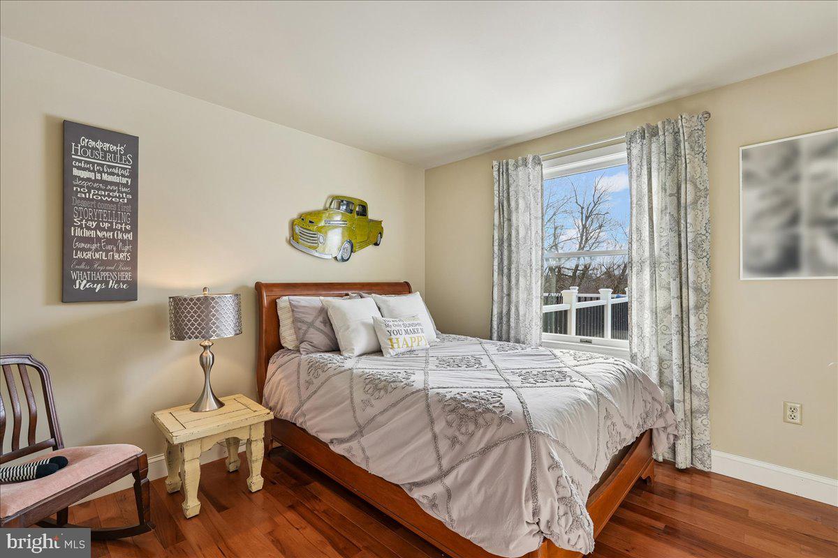 9500 Holsey Road Damascus, MD 20872 - Photo 39 of 76 Bedroom #3