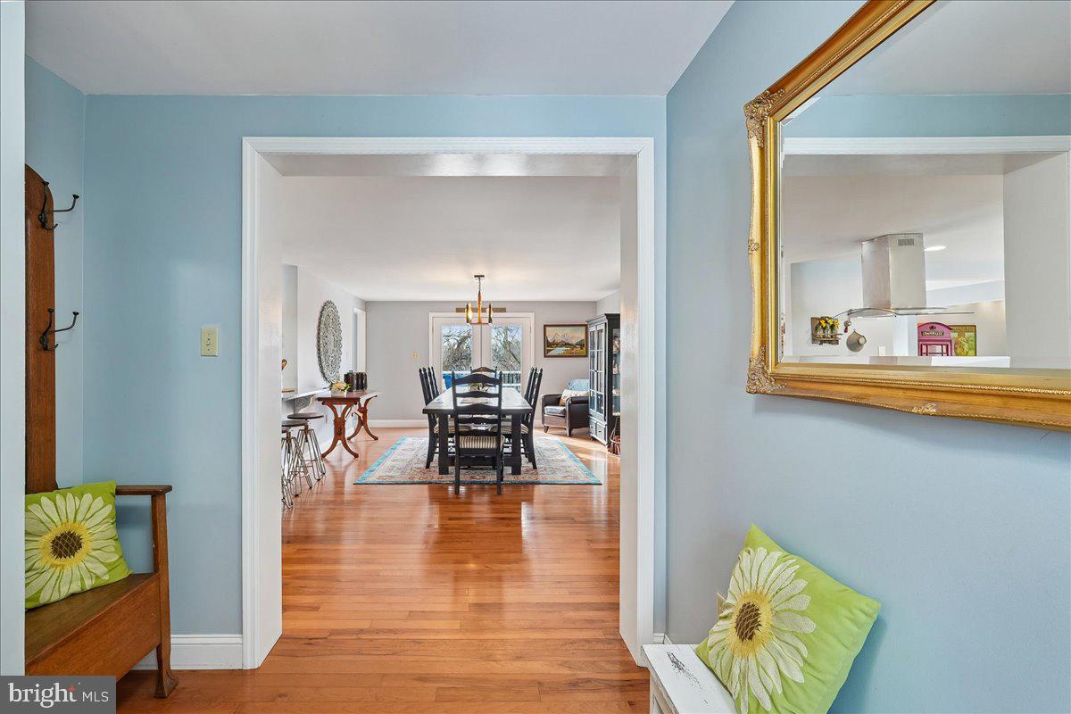 9500 Holsey Road Damascus, MD 20872 - Photo 5 of 76 Entry