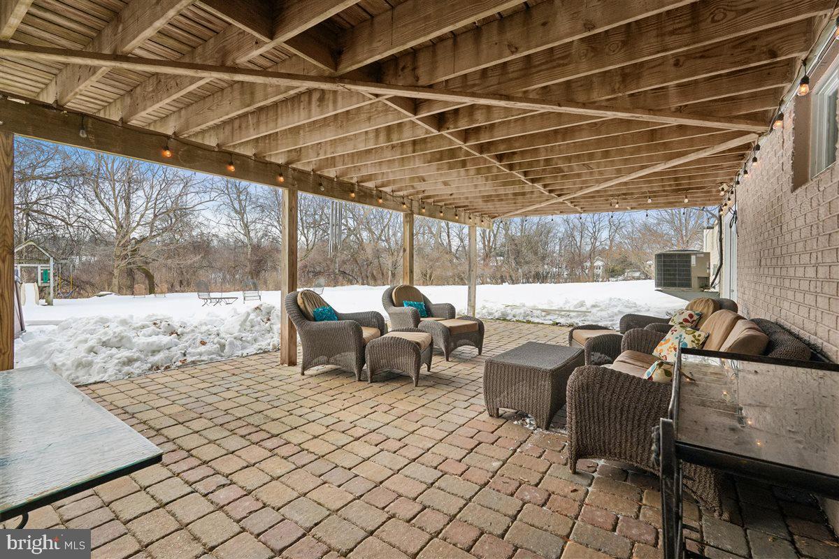 9500 Holsey Road Damascus, MD 20872 - Photo 55 of 76 Private Entrance to Potential Rental Unit