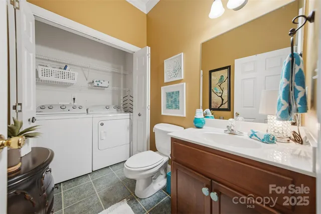 $519,900 | 4410 1st St Drive Northwest, Hickory, NC 28601