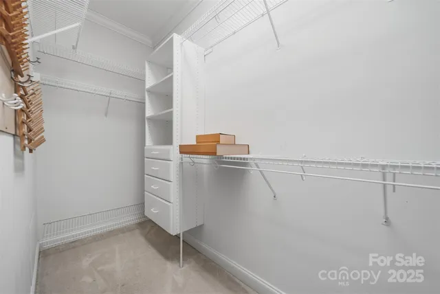 $519,900 | 4410 1st St Drive Northwest, Hickory, NC 28601