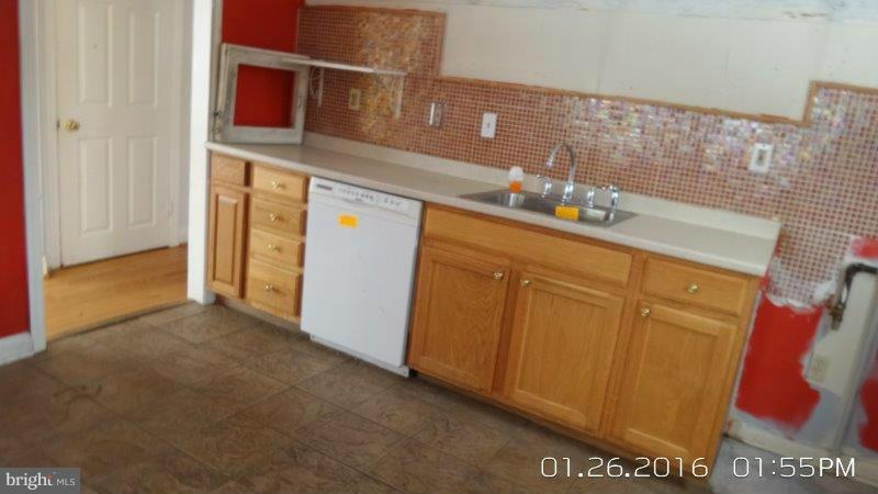 1921 Hillcrest Road Baltimore, MD 21207 - Photo 5 of 14 Kitchen