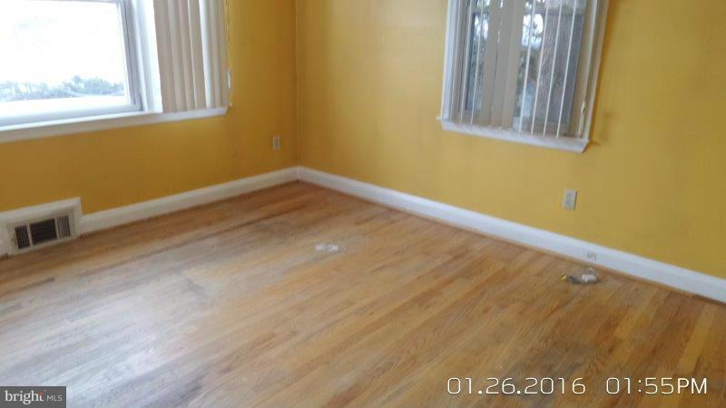 1921 Hillcrest Road Baltimore, MD 21207 - Photo 8 of 14 Bedroom