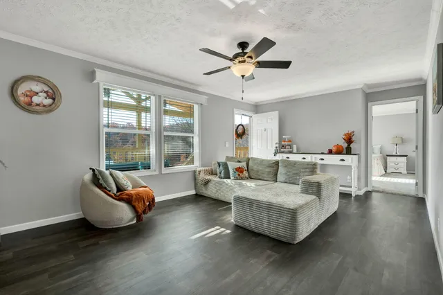 $297,900 | 221 Dandy Road, Signal Mountain, TN 37377