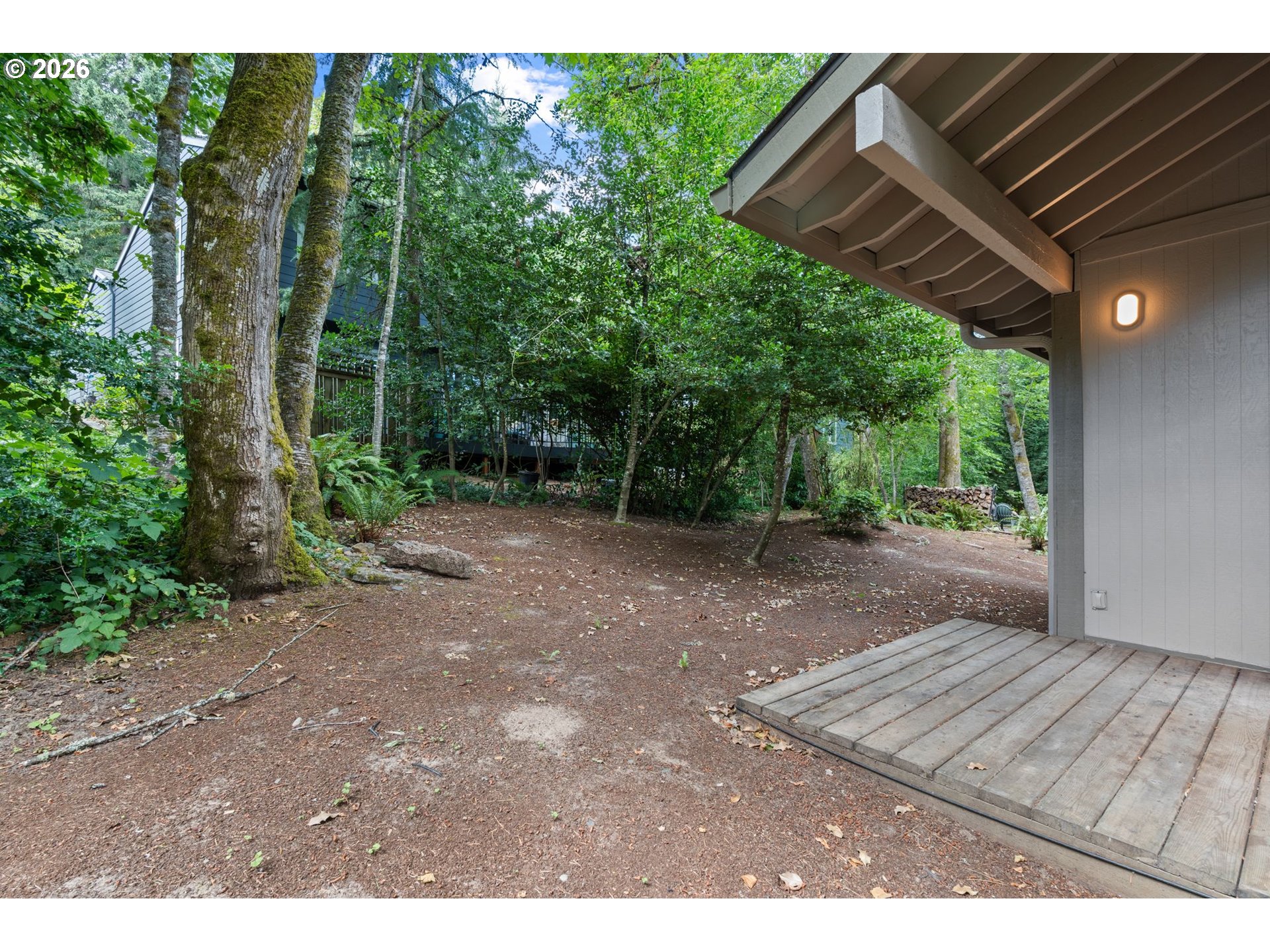 9836 Southwest Quail Post Road Portland, OR 97219 - Photo 20 of 28 Gallery Image 20