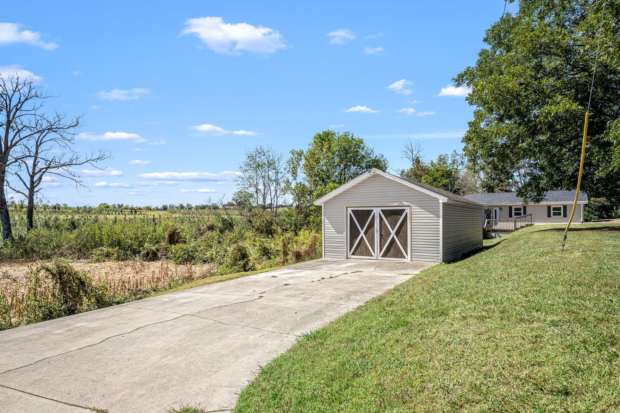 1065 Short Mountain Road McMinnville, TN 37110 - Photo 38 of 43