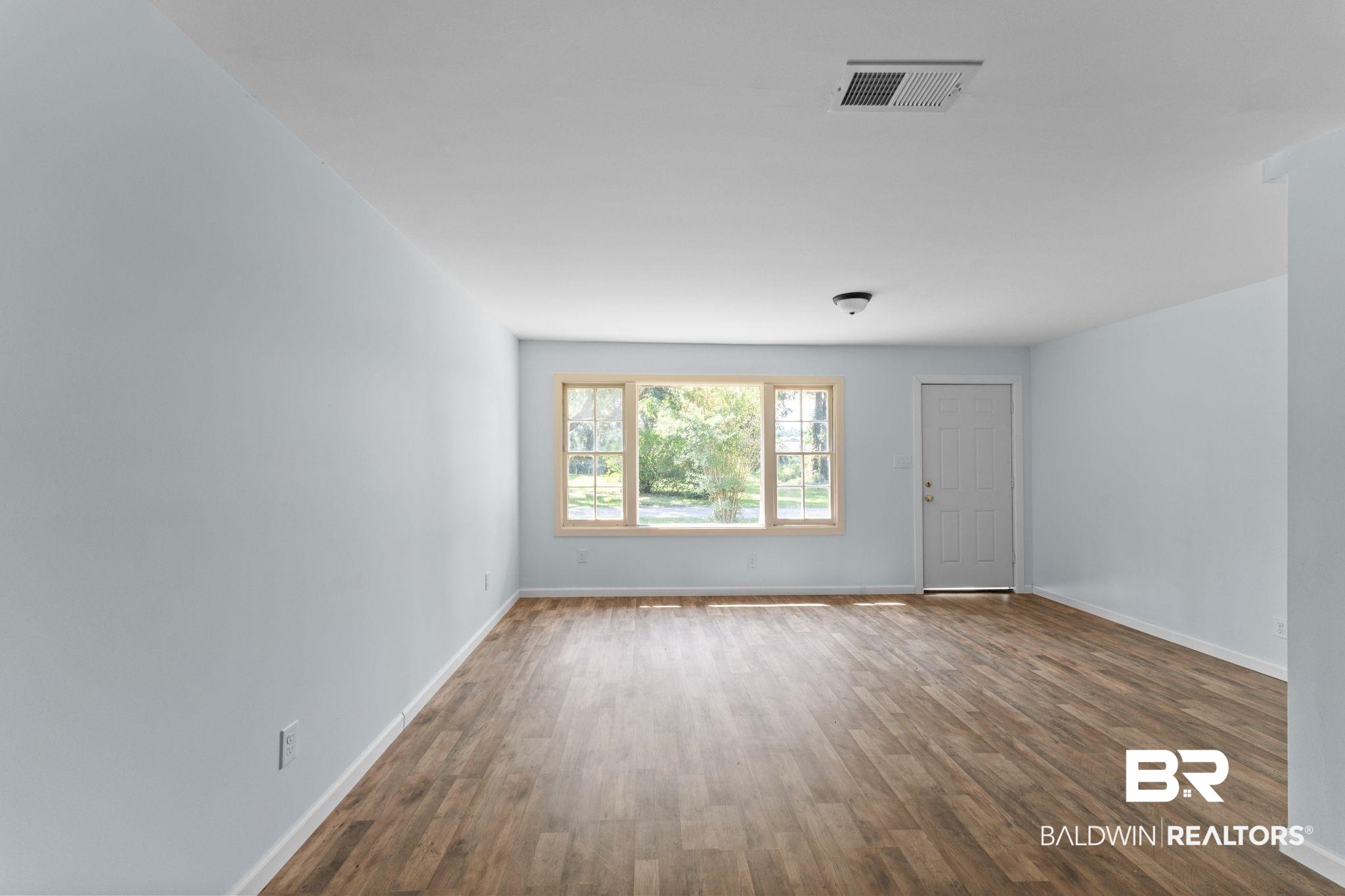 1550 Lartigue Avenue South Mobile, AL 36605 - Photo 5 of 22
