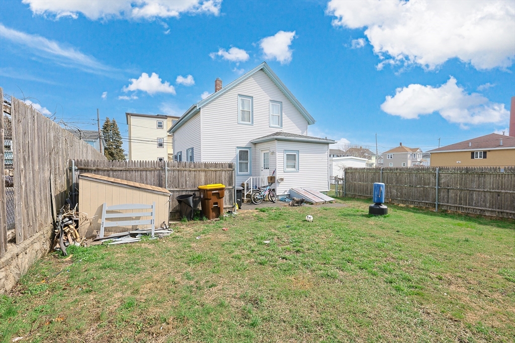 31 Russell Street Fall River, MA 02721 - Photo 16 of 17