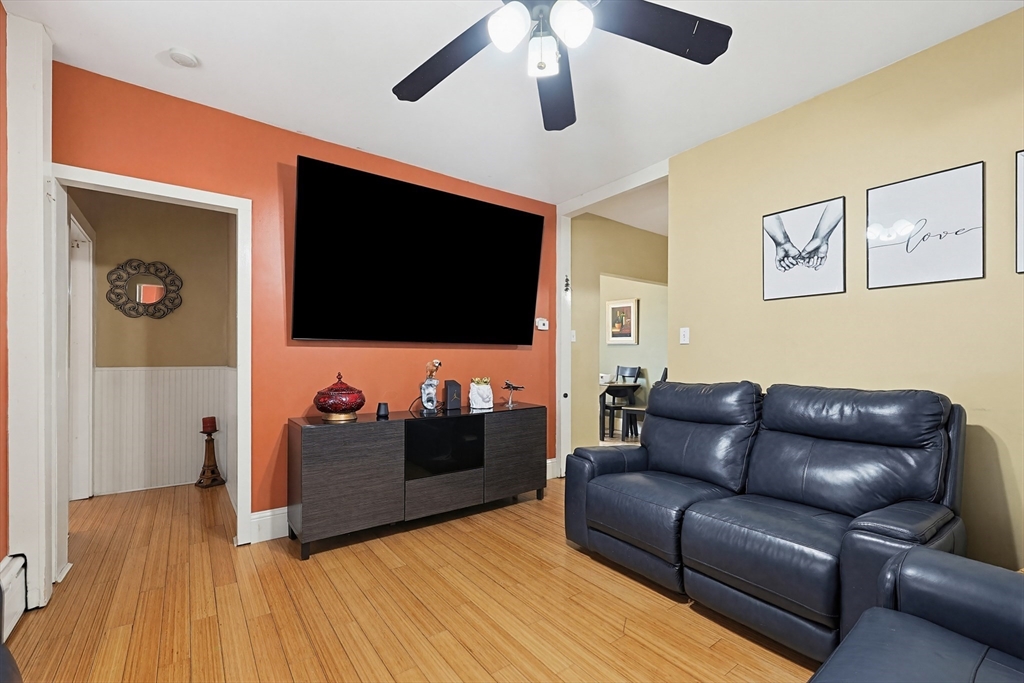 31 Russell Street Fall River, MA 02721 - Photo 4 of 17