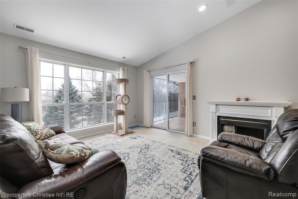 45727 Heather Ridge Drive, Unit 224 Macomb, MI 48044 - Photo 4 of 29 Gallery Image 4