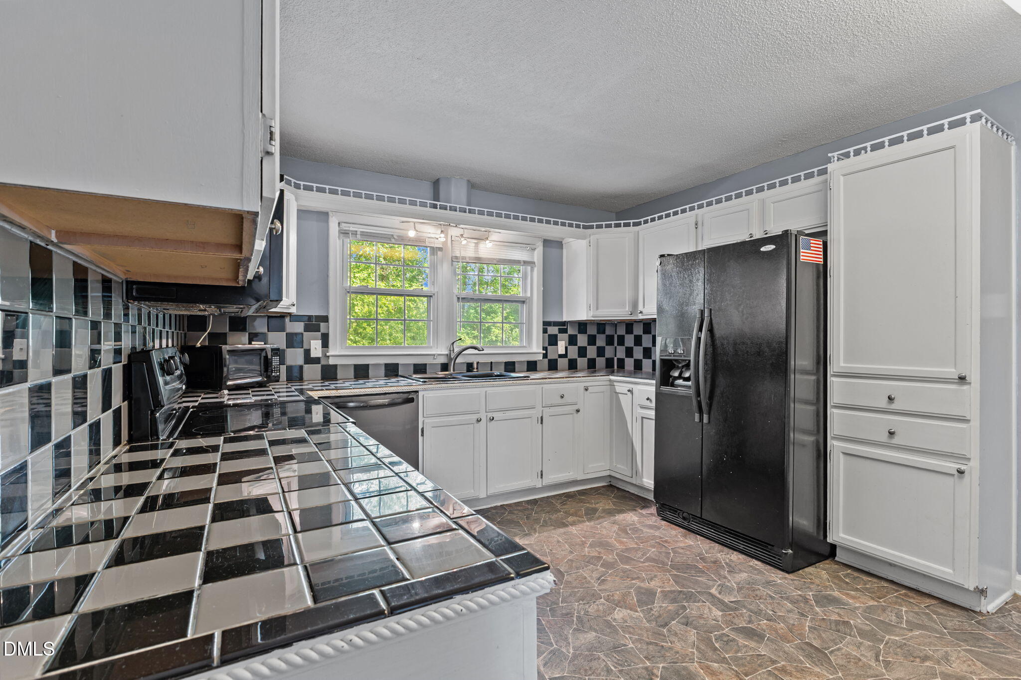5308 Foxfire Road Fayetteville, NC 28303 - Photo 16 of 34 11-web-or-mls-AZ3A1412