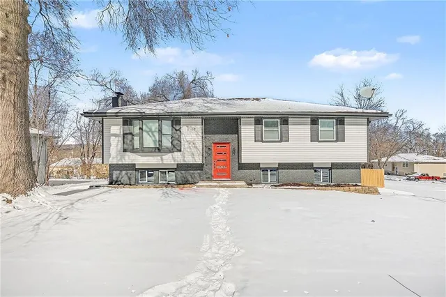 $275,000 | 2100 Randolph Street, Leavenworth, KS 66048