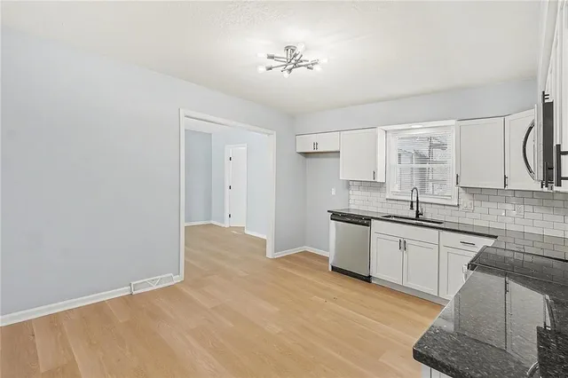 $275,000 | 2100 Randolph Street, Leavenworth, KS 66048