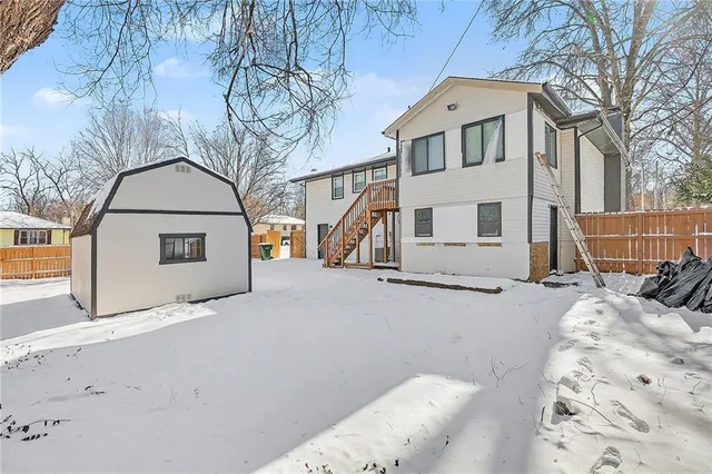 $275,000 | 2100 Randolph Street, Leavenworth, KS 66048