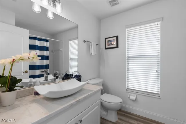 $939,000 | 1059 Briarwood Boulevard, Naples, FL 34104