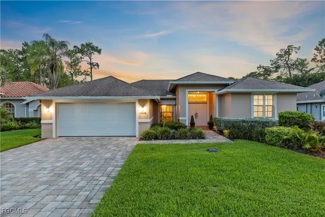 $939,000 | 1059 Briarwood Boulevard, Naples, FL 34104