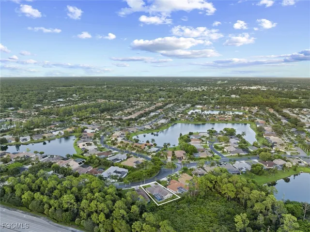 $939,000 | 1059 Briarwood Boulevard, Naples, FL 34104