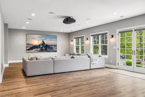$2,695,000 | 5116 Skyline Drive, Edina, MN 55436