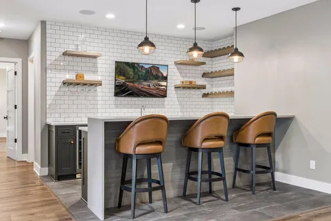 $2,695,000 | 5116 Skyline Drive, Edina, MN 55436