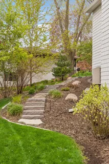 $2,695,000 | 5116 Skyline Drive, Edina, MN 55436