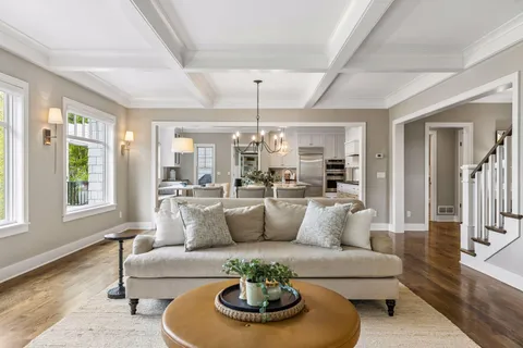 $2,695,000 | 5116 Skyline Drive, Edina, MN 55436