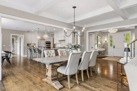 $2,695,000 | 5116 Skyline Drive, Edina, MN 55436