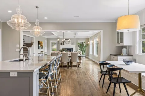 $2,695,000 | 5116 Skyline Drive, Edina, MN 55436