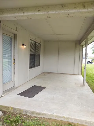 $1,595 | 305 East Vine Street, Keller, TX 76248