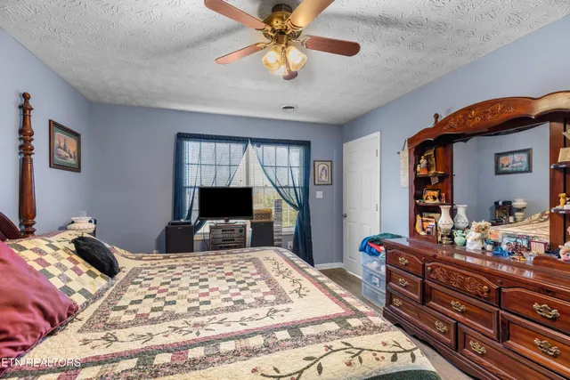 $525,000 | 2895 Looney Road, Parrottsville, TN 37843