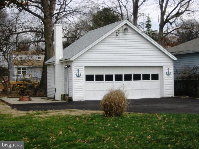 316 Nicholson Road Essex, MD 21221 - Photo 15 of 15 Garage 2