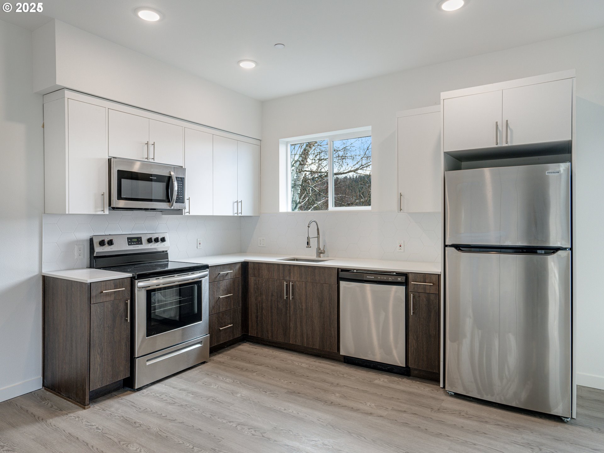 2425 Northeast Alberta Street Portland, OR 97211 - Photo 24 of 44