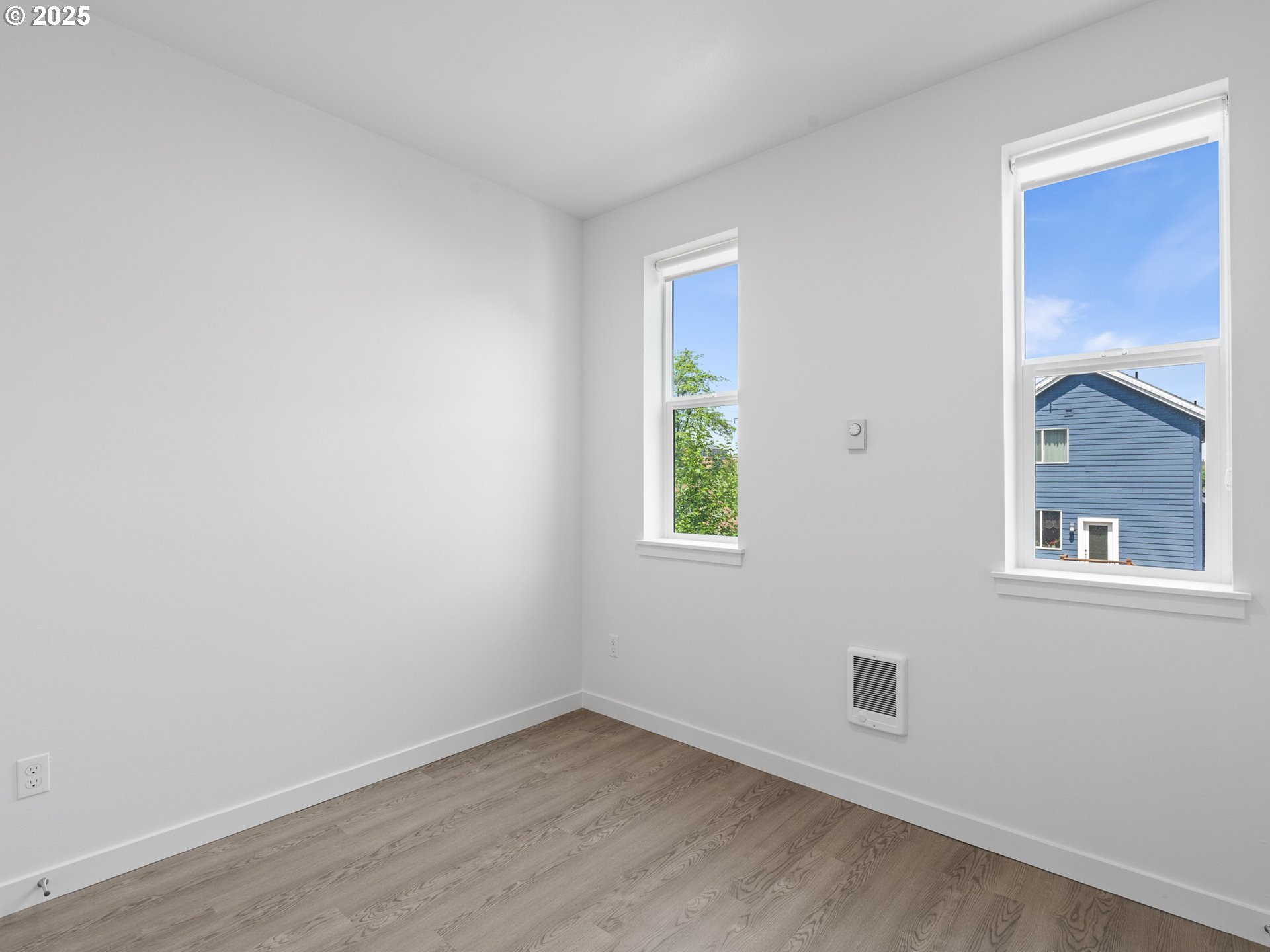 2425 Northeast Alberta Street Portland, OR 97211 - Photo 36 of 44