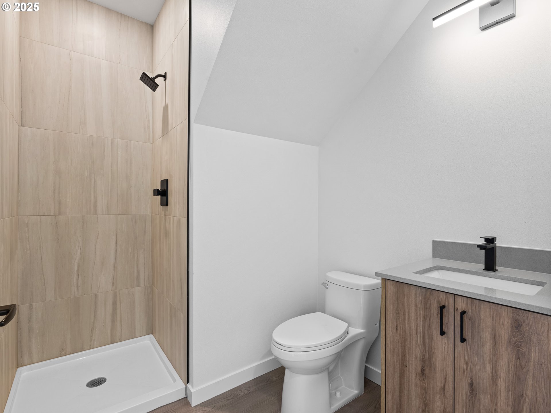 2425 Northeast Alberta Street Portland, OR 97211 - Photo 40 of 44
