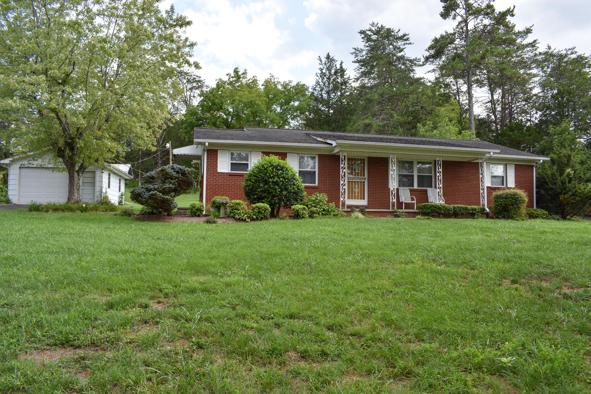 136 Doc Hill Road Rutledge, TN 37861 - Photo 3 of 34 DSC_0522