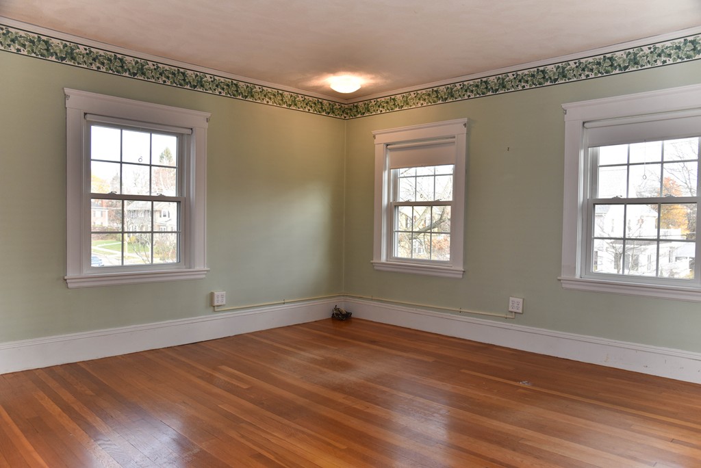 48 Garfield Road Melrose, MA 02176 - Photo 17 of 30 Gallery Image 17
