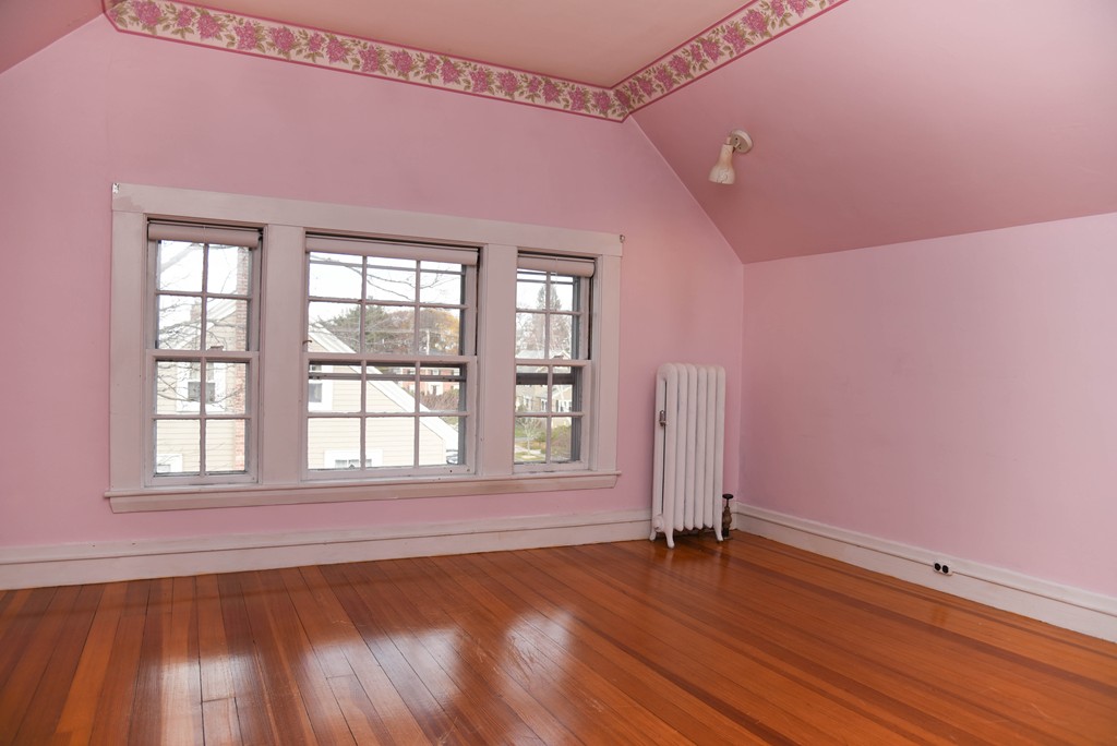 48 Garfield Road Melrose, MA 02176 - Photo 21 of 30 Gallery Image 21
