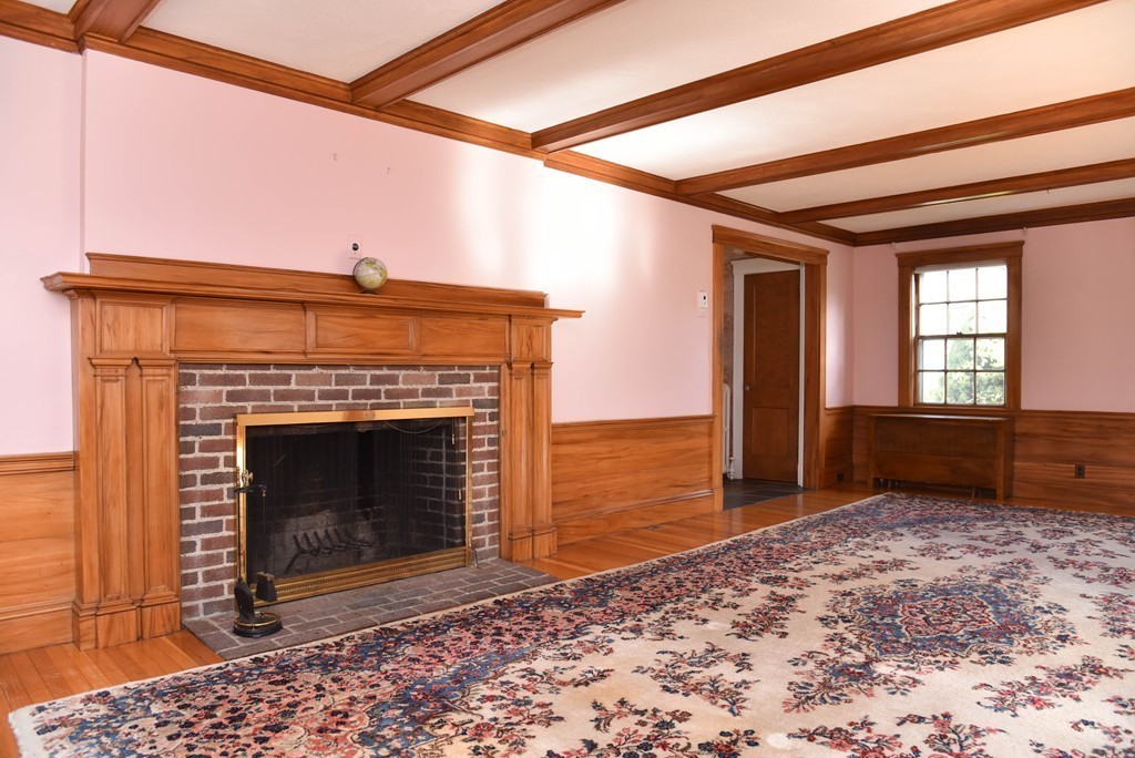 48 Garfield Road Melrose, MA 02176 - Photo 5 of 30 Gallery Image 5