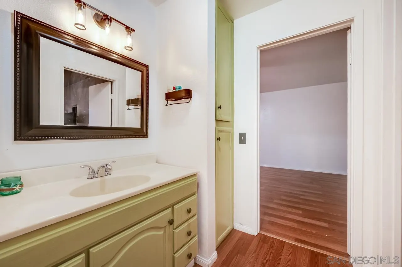 6725 Mission Gorge Road, Unit 101B San Diego, CA 92120 - Photo 12 of 22 Primary Bath/Spa
