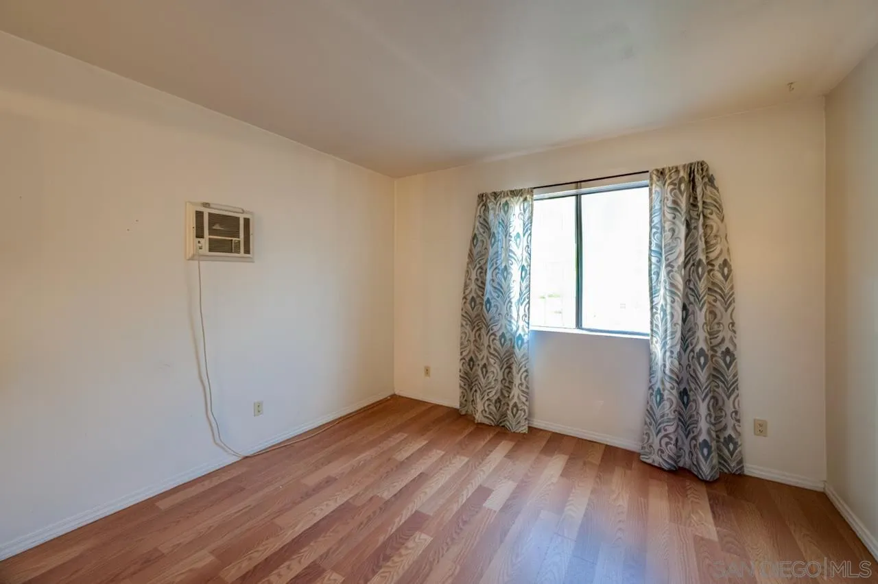 6725 Mission Gorge Road, Unit 101B San Diego, CA 92120 - Photo 15 of 22 Primary Bedroom