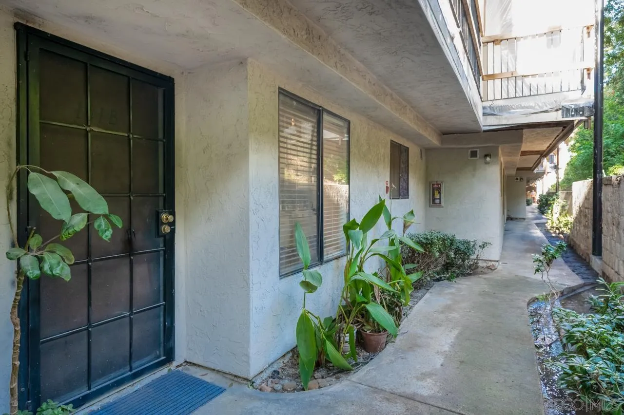 6725 Mission Gorge Road, Unit 101B San Diego, CA 92120 - Photo 2 of 22 Exterior Front