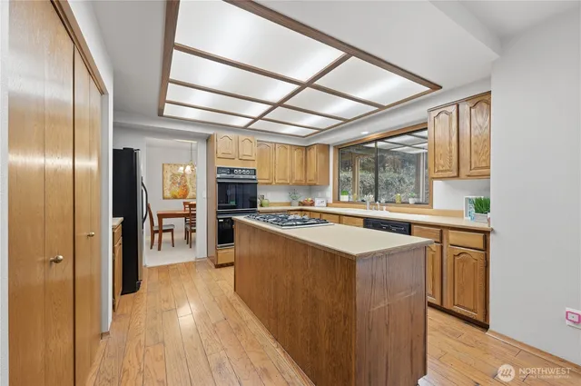 $950,000 | 6520 146th Street Southwest, Edmonds, WA 98026