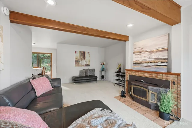 $950,000 | 6520 146th Street Southwest, Edmonds, WA 98026