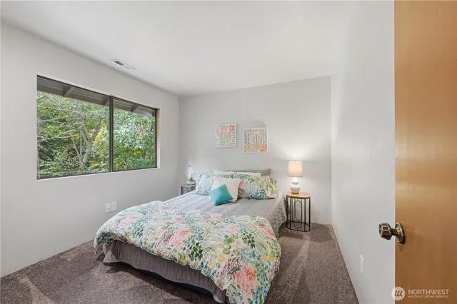 $950,000 | 6520 146th Street Southwest, Edmonds, WA 98026