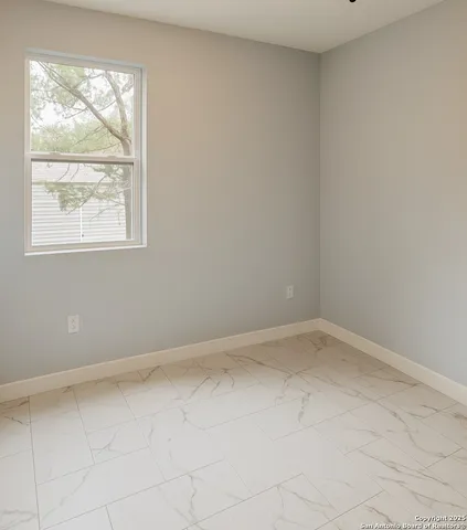 $489,900 | 2292 Waterfront Park Drive, Canyon Lake, TX 78133