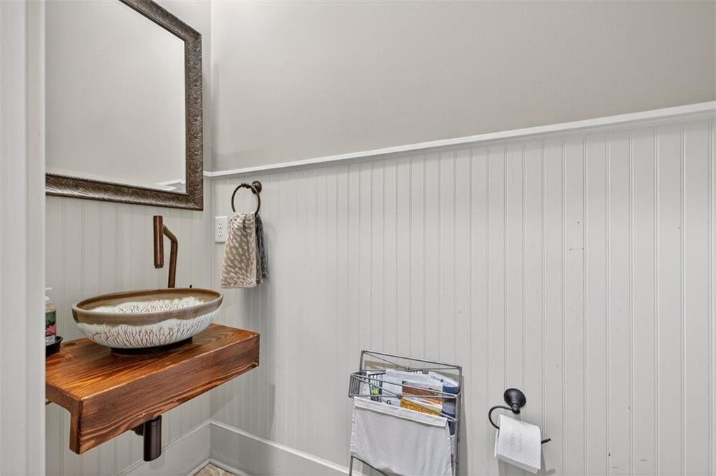 5829 Swinging Gate Road Gainesville, GA 30506 - Photo 12 of 125