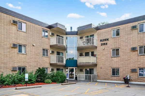 $97,500 | 3153 Old Highway 8, Unit 304, Roseville, MN 55418